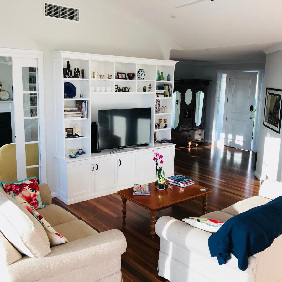 Jetty Splendour Guest Bedroom With Bathroom En-Suite B'Nb Кофс-Харбор Экстерьер фото